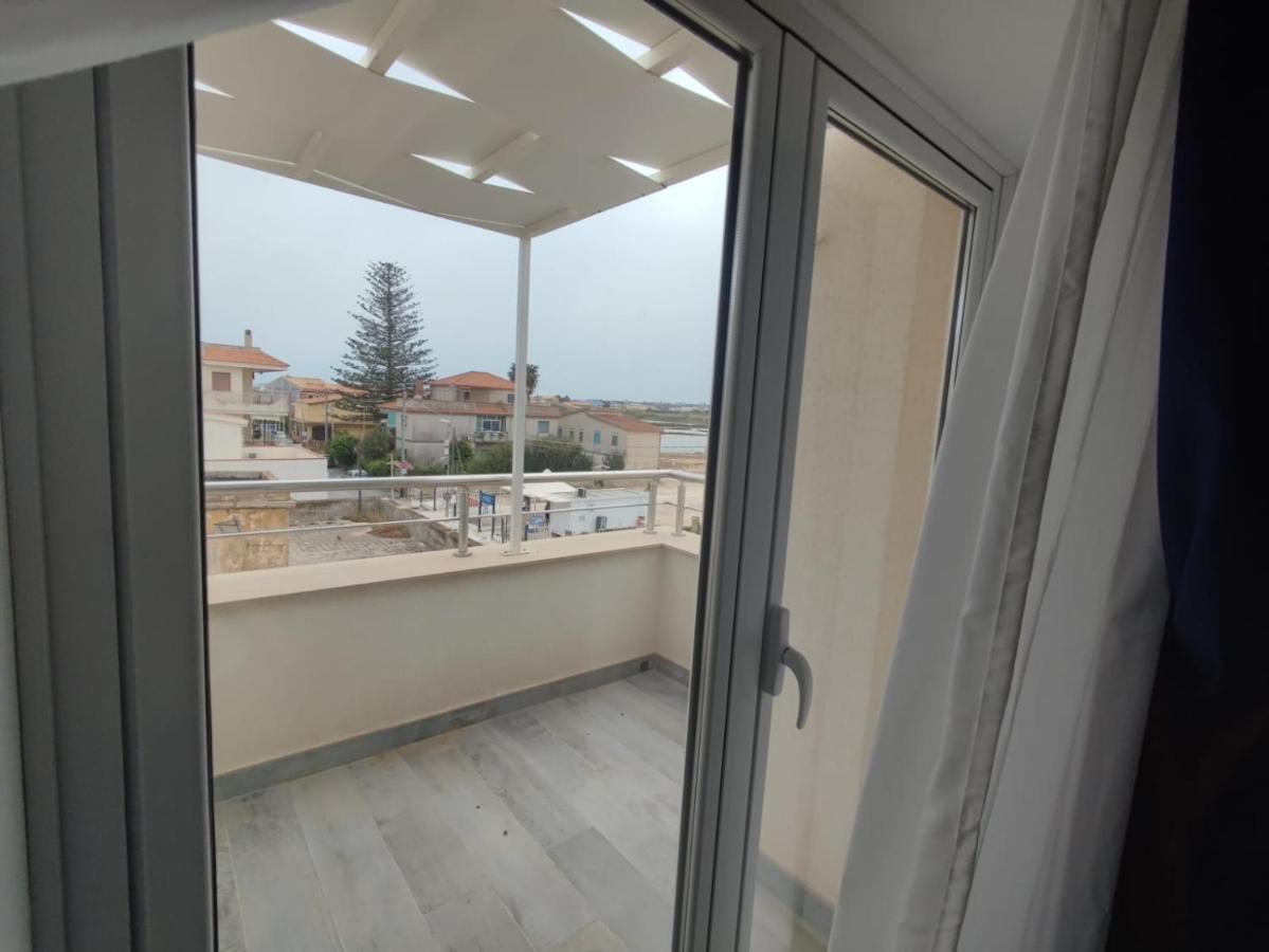Amareilmare2 Apartment Марцамеми Екстериор снимка